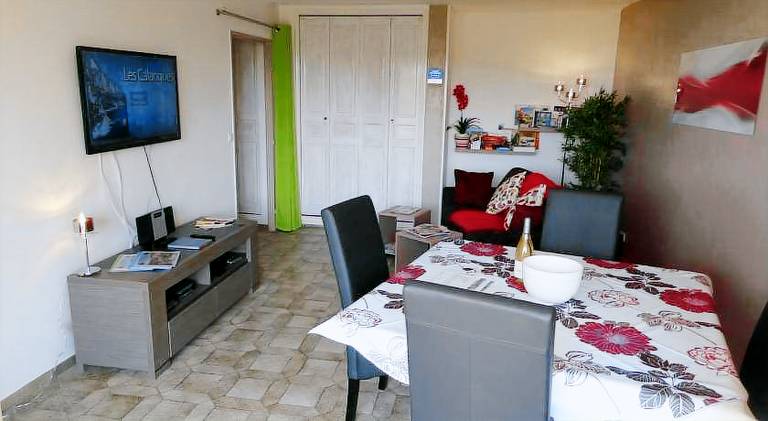 Rental apartment with yard, terrace & pool | Suitable for remote work — photo 2