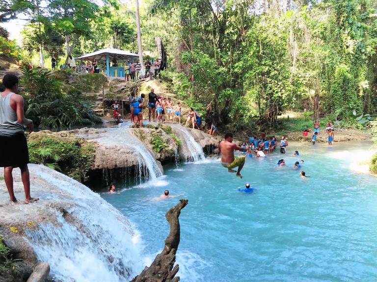 Condo  Ocho Rios