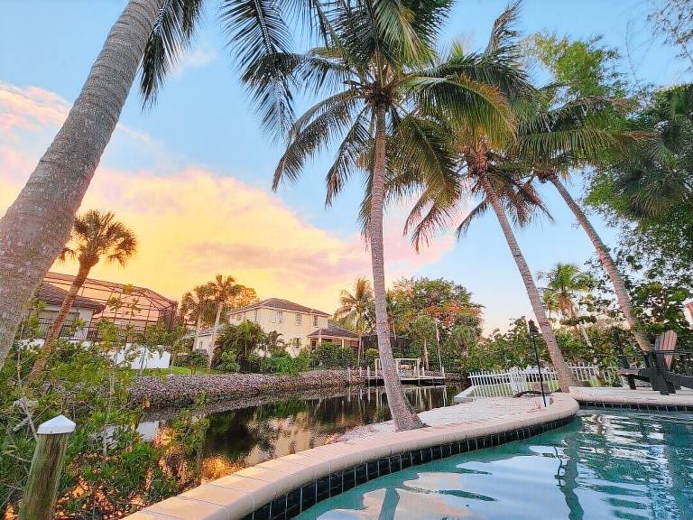 Pension Bonita Springs