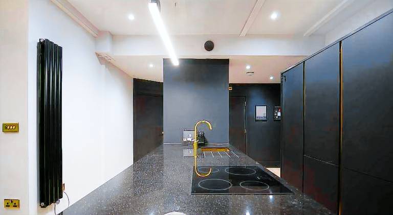 Lovely holiday apartment | Next to Manchester Town Hall | Dogs allowed — photo 4