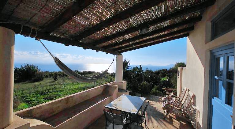 Vacation home with 1 room for 3 persons in Lipari