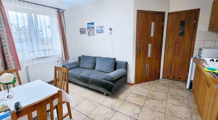 Lodge with garden — photo 2