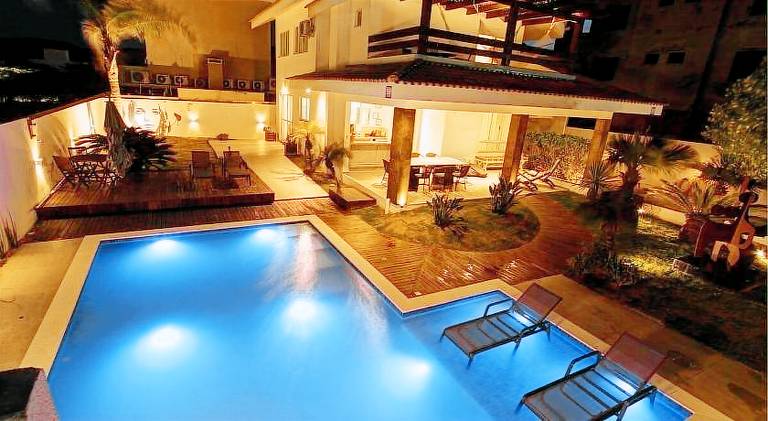 Vacation home with pool | Close to the beach | Suitable for remote work | Pets are welcome in Bombinhas