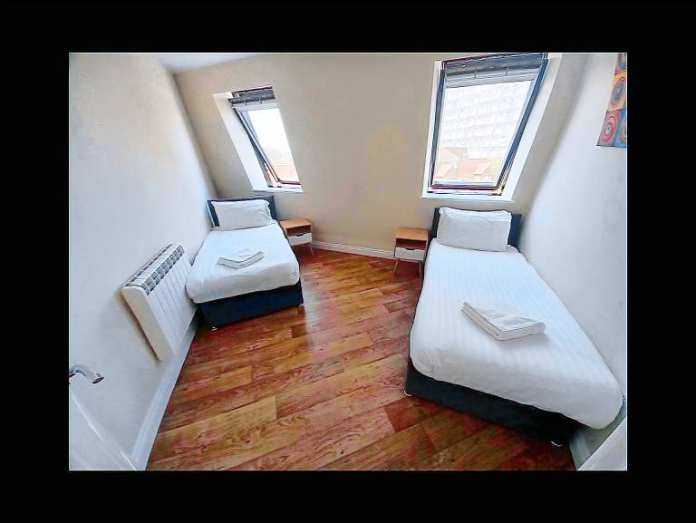 StayZo Serviced Accommodation 16 Premier Lodge
