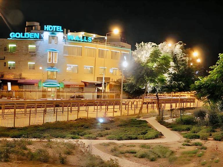 Golden Walls Hotel in Jerusalem