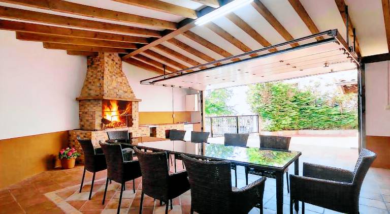 House with barbeque, terrace & garden — photo 5