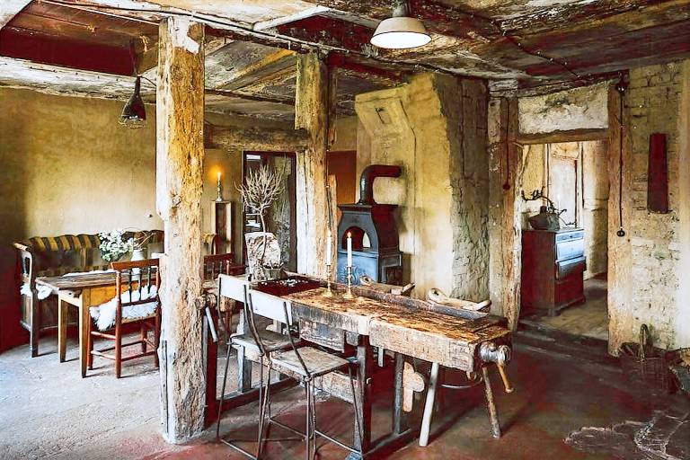 Charming Schoolhouse Apartment in Rensow — photo 2