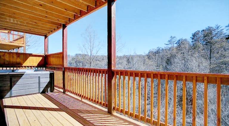 Vacation home with jacuzzi & grill — photo 5