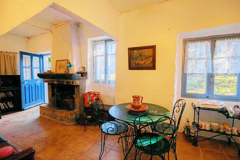 Holiday Home 'Ferme I Frassedi' with Private Garden and Wi-Fi in Sartene
