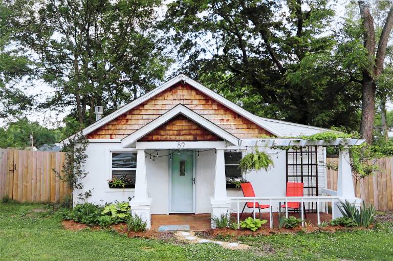 Cabin  Woodland Hills