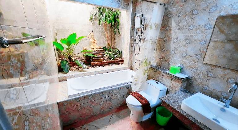 Fancy Carp Resort — photo 2