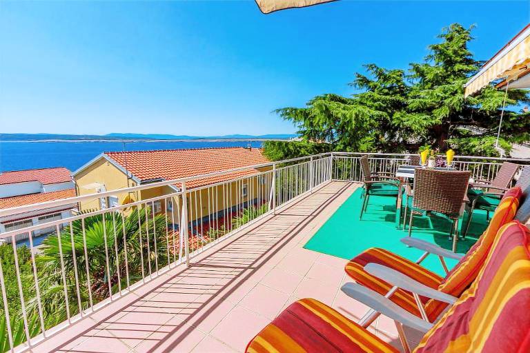 Rental apartment with patio & barbeque | Sea view | Pet-friendly — photo 3