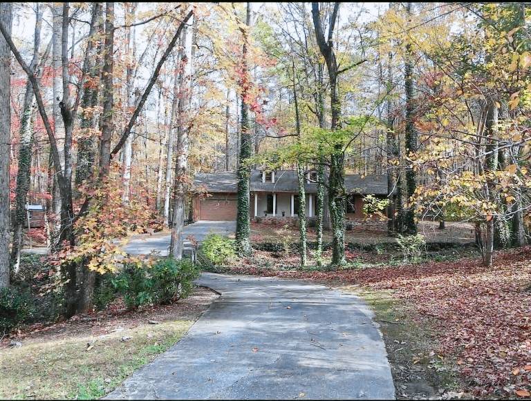 Cabin  Dacula