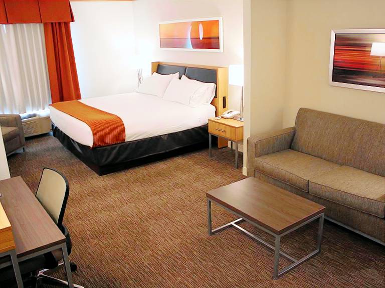 Holiday Inn Express Munising-Lakeview Hotel By IHG — photo 2