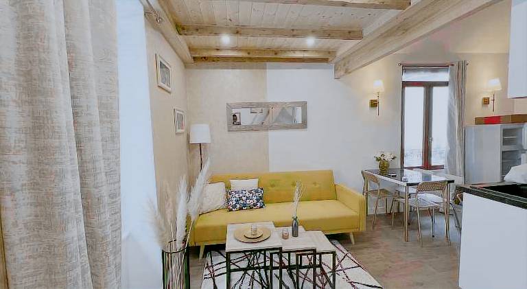 Holiday apartment with 2 rooms for 5 persons — photo 2