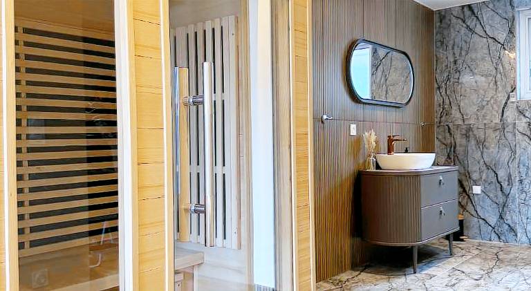 Holiday apartment with sauna & jacuzzi — photo 3