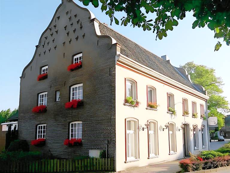 Hotel zur Brucke