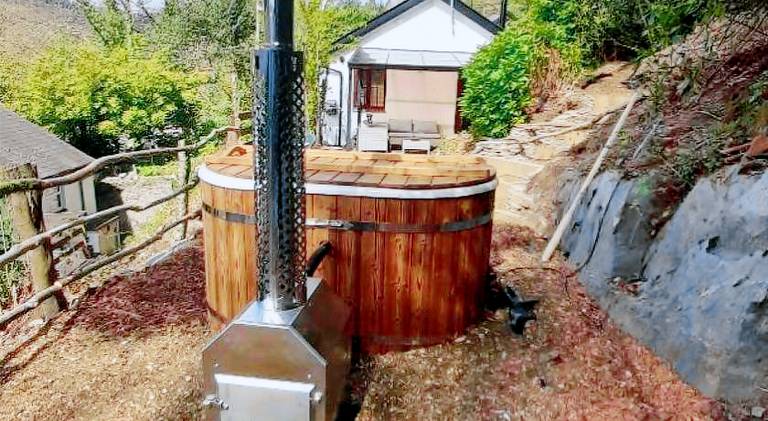 Vacation home with jacuzzi — photo 5