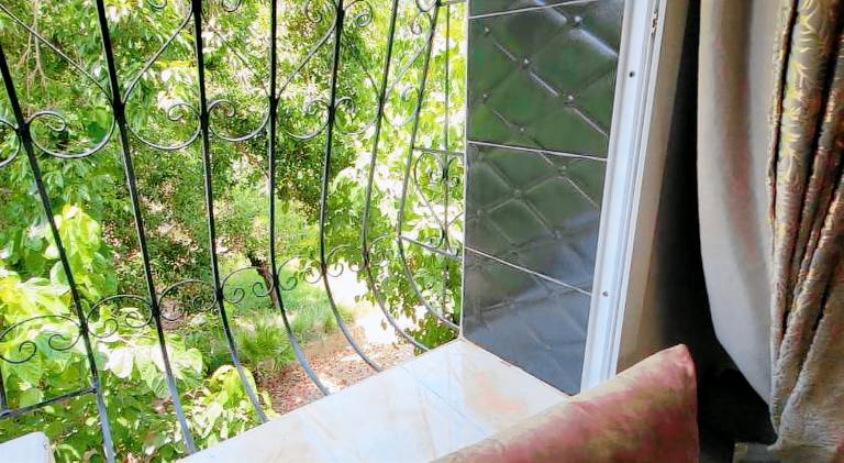 Apartment with jacuzzi | Close to Bou Inania Madrasa | Dogs allowed — photo 4