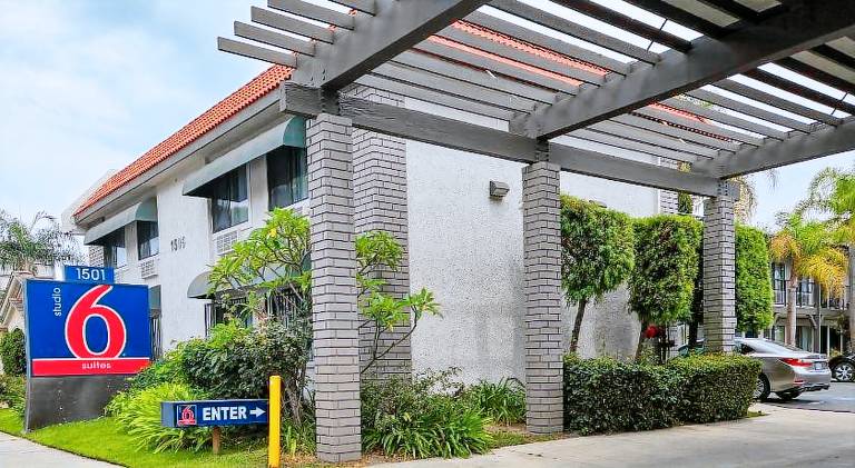 Studio 6 Suites Santa Ana, CA in Fountain Valley, CA