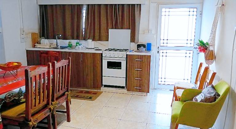 House with patio, garden & BBQ | Suitable for remote work — photo 4