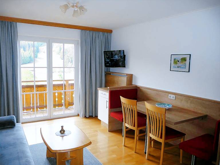 Ferienwohnung in Fuschl am See für max. 3 Personen Ferienwohnung in Fuschl am See für max. 3 Personen