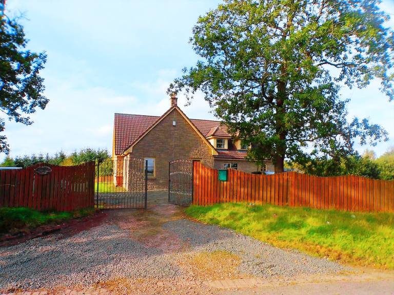 House Avonbridge
