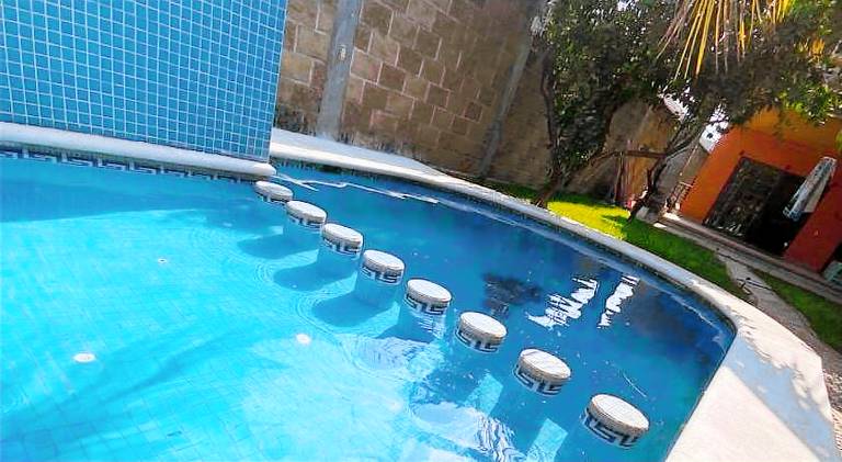 House with pool in Yautepec