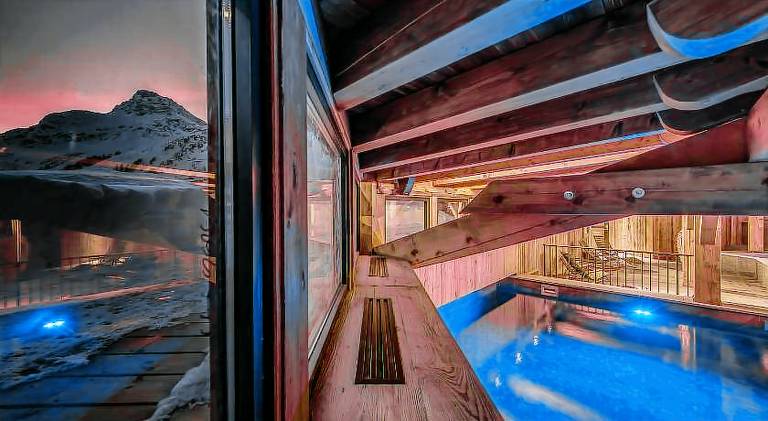Serviced apartment with sauna, terrace & pool | Next to the ski | Pets allowed — photo 4