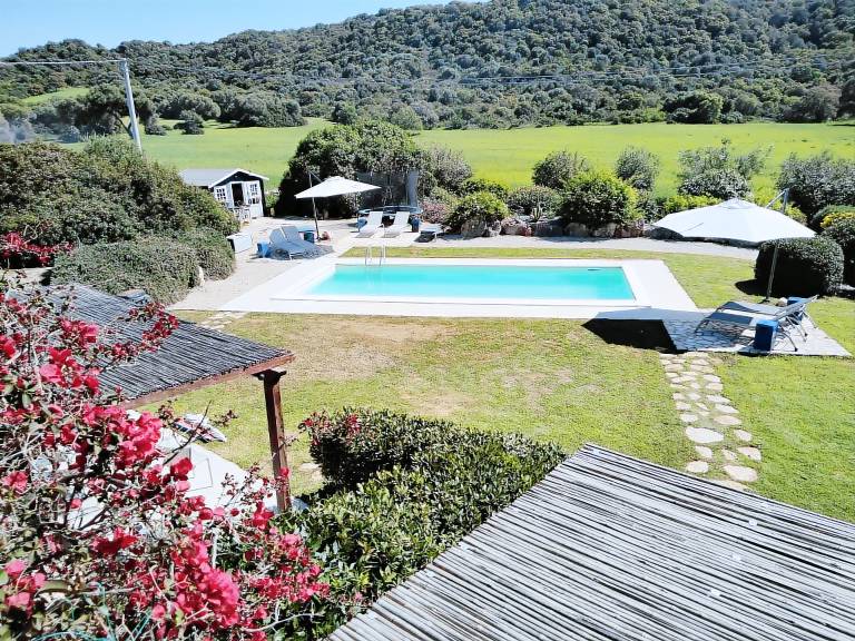 Child-friendly wonderful rental apartment with private pool, patio & grill | Panoramic view | Pets are welcome — photo 5