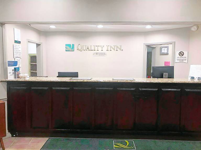 Quality Inn Vincennes — photo 4