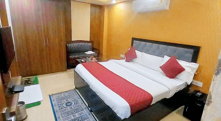 HOTEL VAISHALI — photo 2