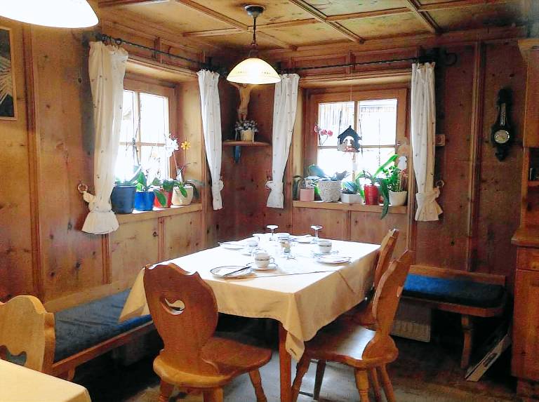 Child-friendly charming apartment with garden & patio | Dogs allowed — photo 2