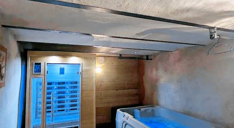 Rental apartment with sauna & jacuzzi — photo 4