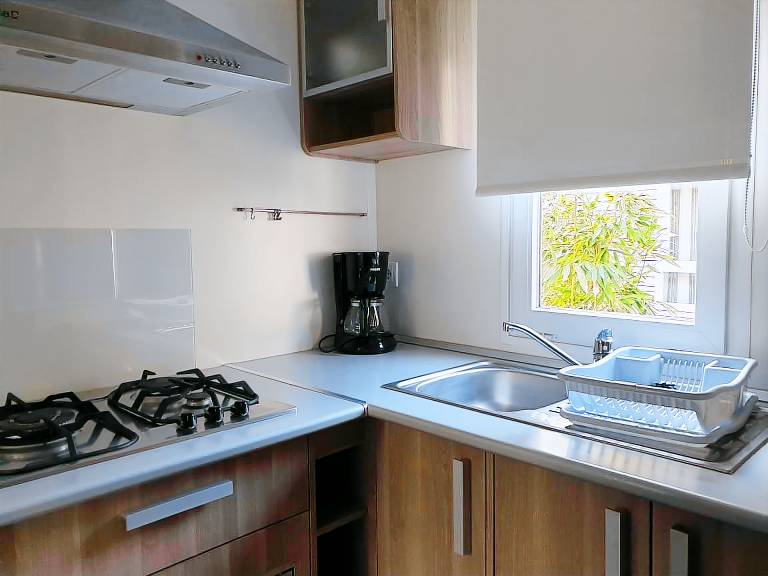 House with garden, patio & pool | Pets allowed — photo 2