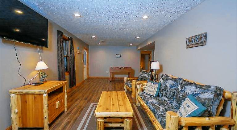 House with 5 rooms for 14 persons — photo 3