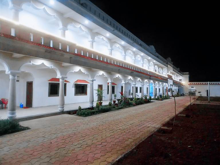 Hotel Royal Palace in Bhopal