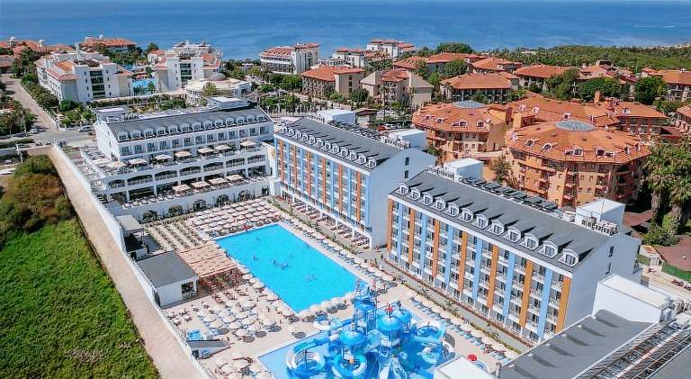 Arcanus Trendline Resort Side in Manavgat