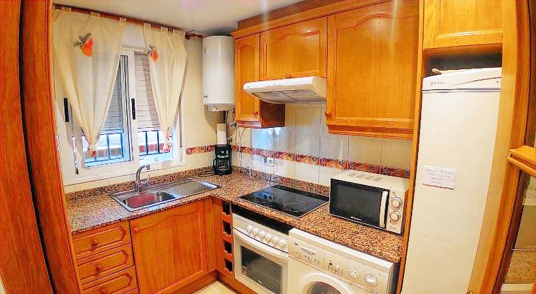 Rental apartment with terrace, garden & private pool | Next to the beach | Dogs allowed — photo 5