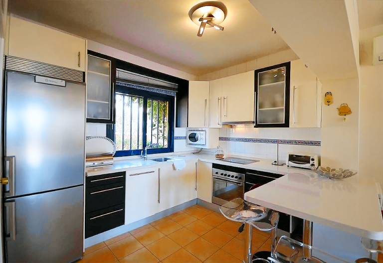 Pet-Friendly Bungalow Bahia Meloneras with Sea View, Pool, Garden & Wi-Fi — photo 3