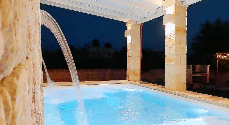 Lovely house with terrace, pool & yard | Close to the beach | Perfect for remote work | Pets allowed — photo 3
