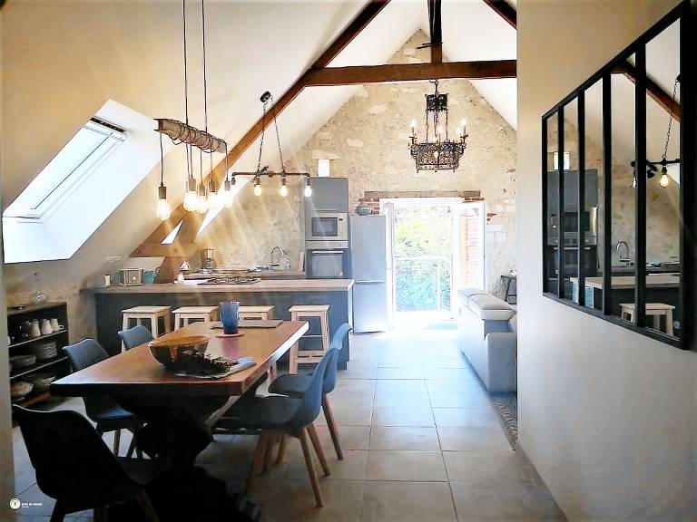 Cottage with barbeque & yard — photo 4