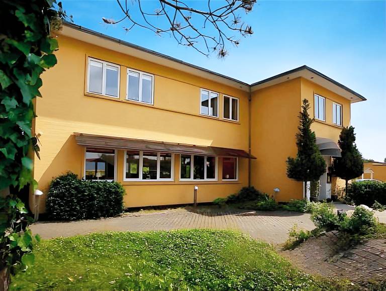 Hotel Havlund Bed and Breakfast in Grenaa
