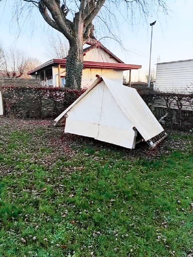 Mobile home with 1 room for 2 persons in Vonnas