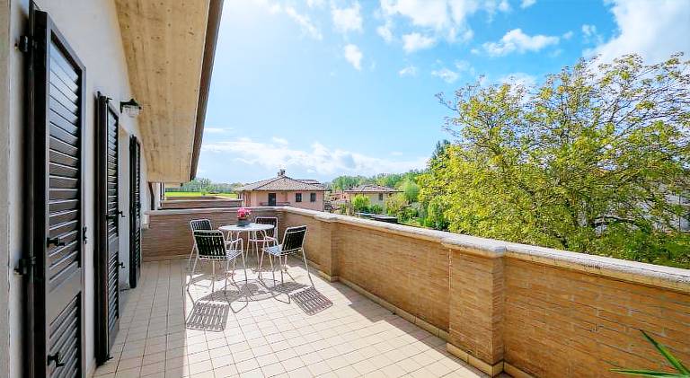 Rental apartment with 2 rooms for 5 persons — photo 4