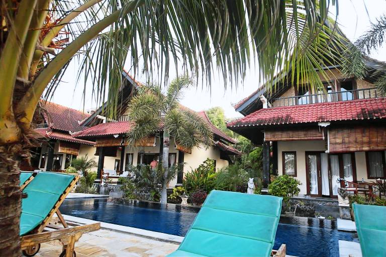 Tradisi Beach Front Villas — photo 4