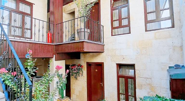 Levissi boutique hotel