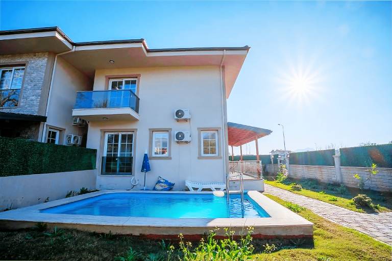 Fully equipped house with terrace, barbeque & pool | Perfect for remote work | Pets are welcome in Mugla