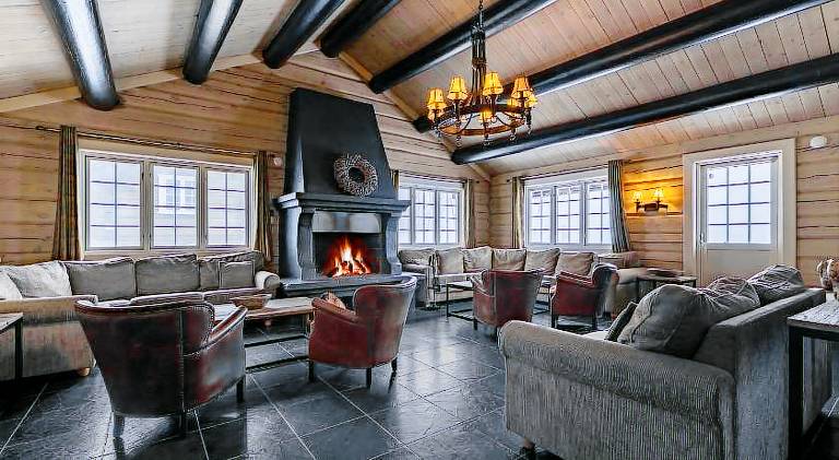 Chalet with sauna & patio | Ski nearby | Dogs allowed in Hemsedal