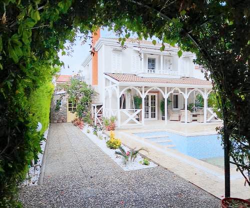 House Çalış Plaji
